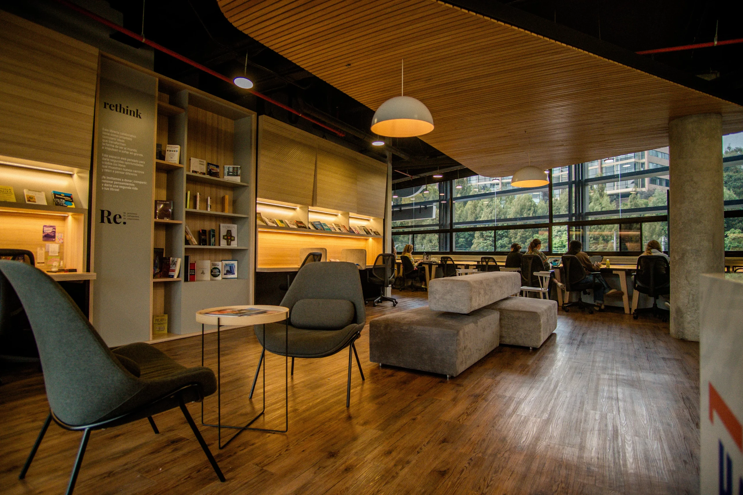 Campus ESIC Medellín - Lounge Rethink